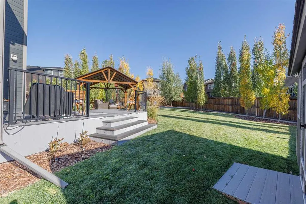 24 Mount Rae Terrace