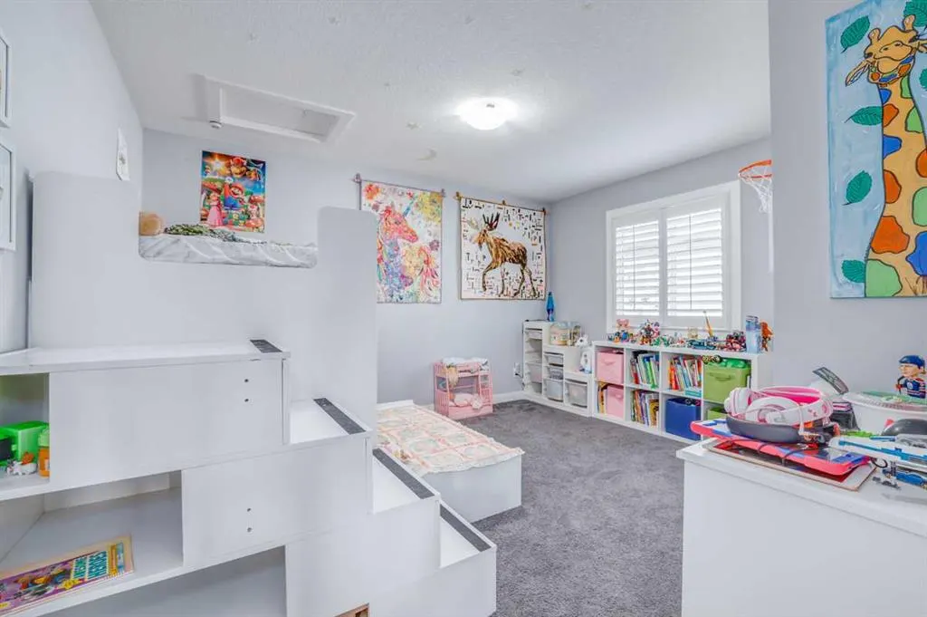 24 Mount Rae Terrace