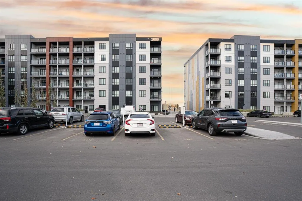 60 skyview Ranch Road NE, #2324