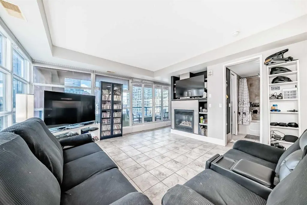 205 Riverfront Avenue SW, #509