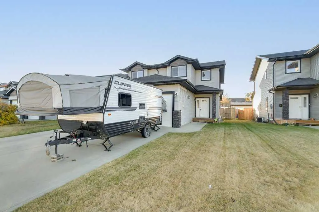 21 Piper Close