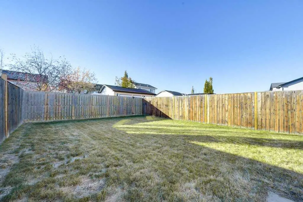 21 Piper Close
