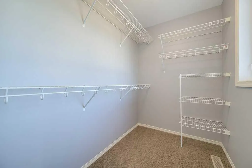 21 Piper Close