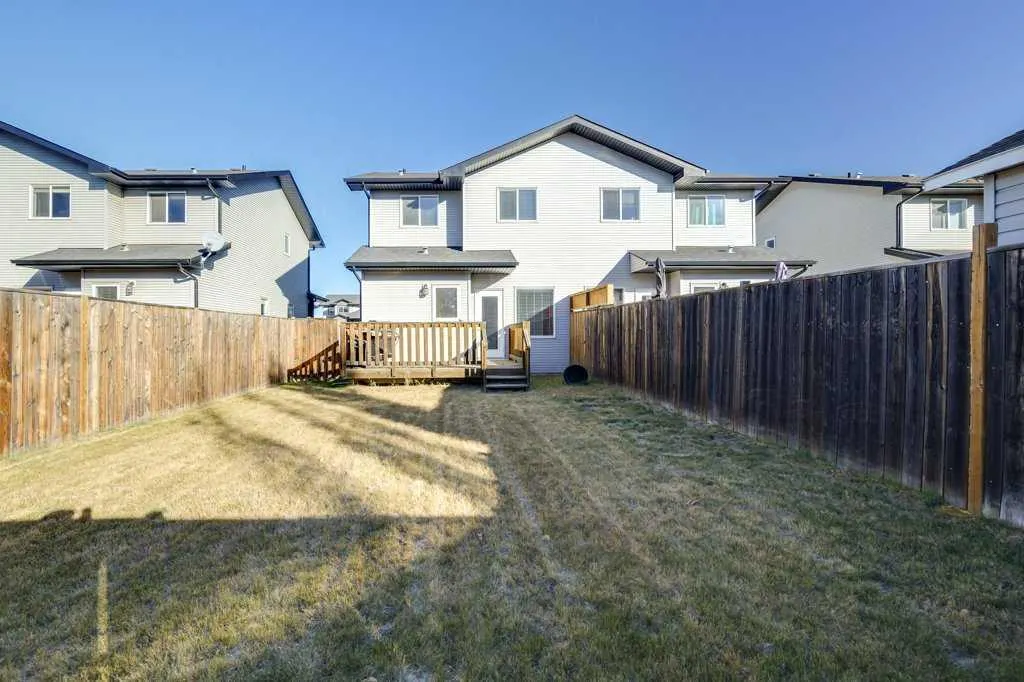 21 Piper Close