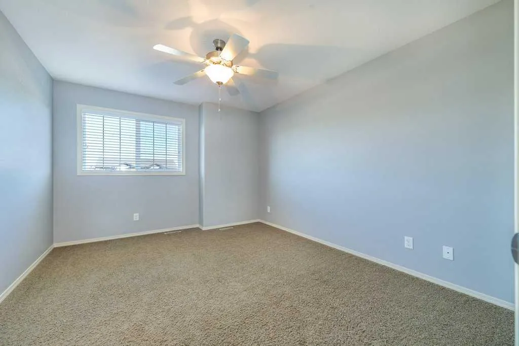 21 Piper Close