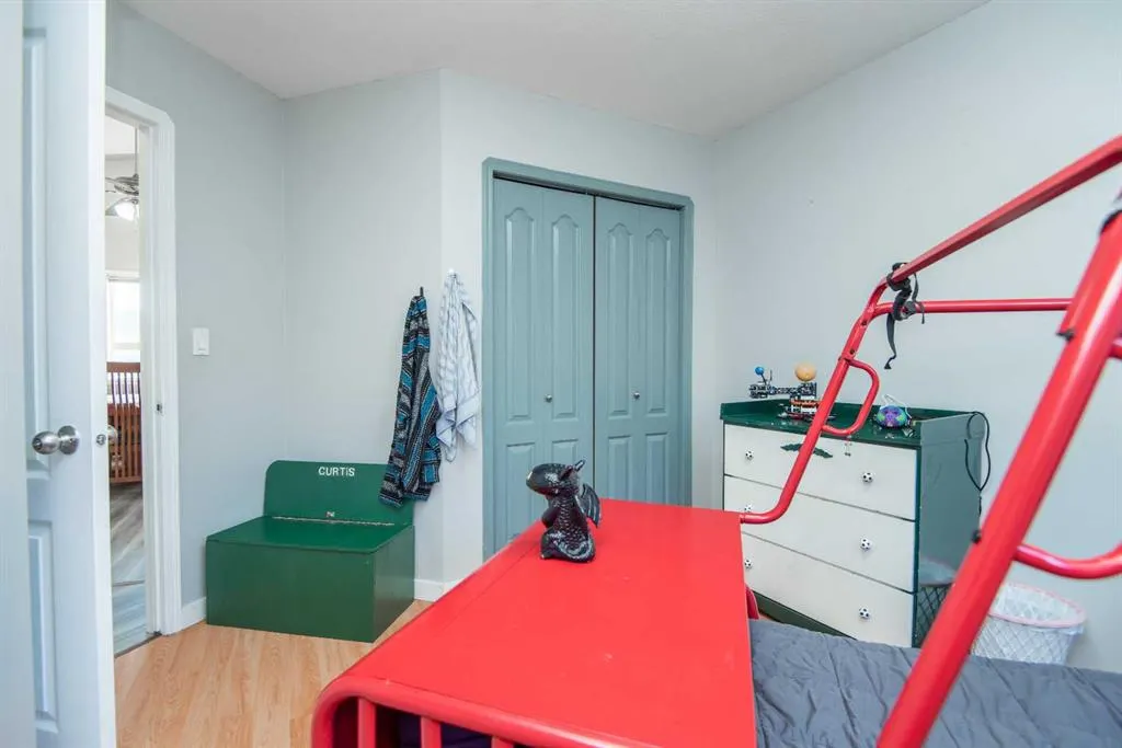 22 Woodbine Avenue