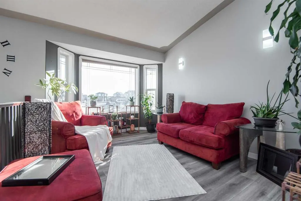 22 Woodbine Avenue