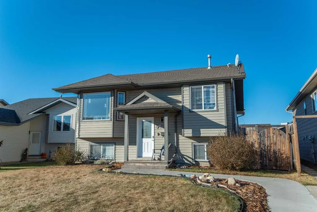 22 Woodbine Avenue