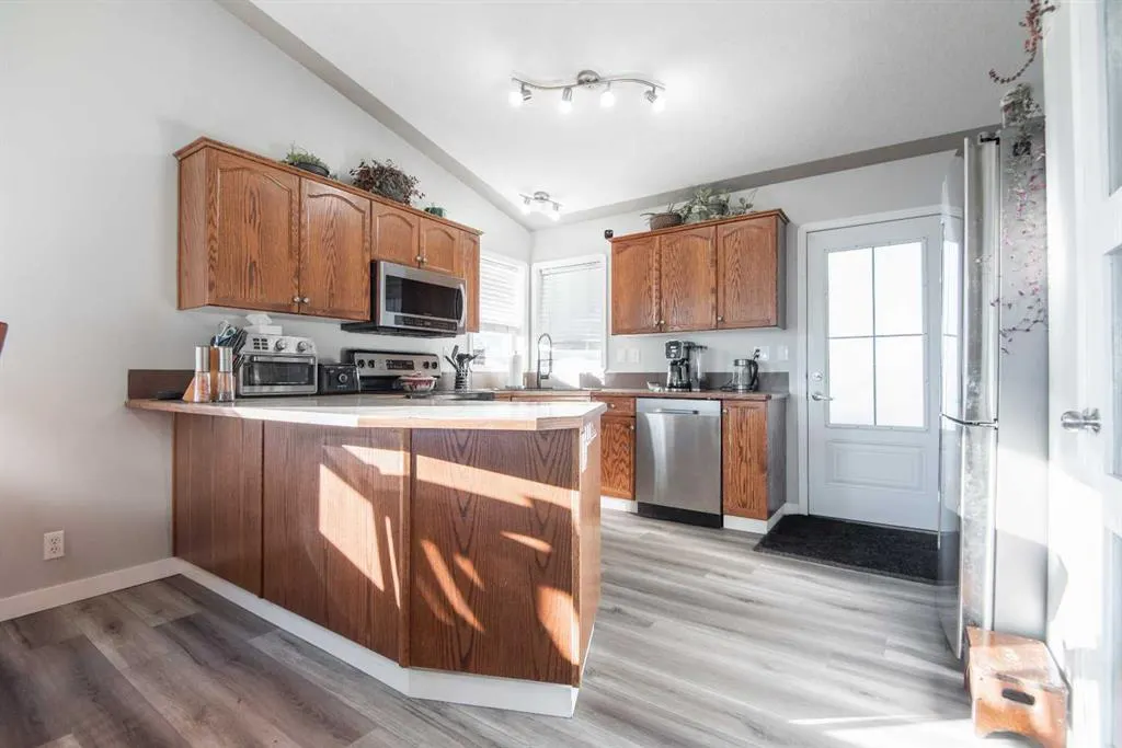 22 Woodbine Avenue