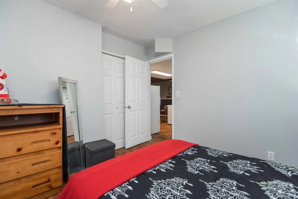 22 Woodbine Avenue