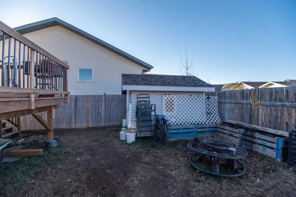 22 Woodbine Avenue