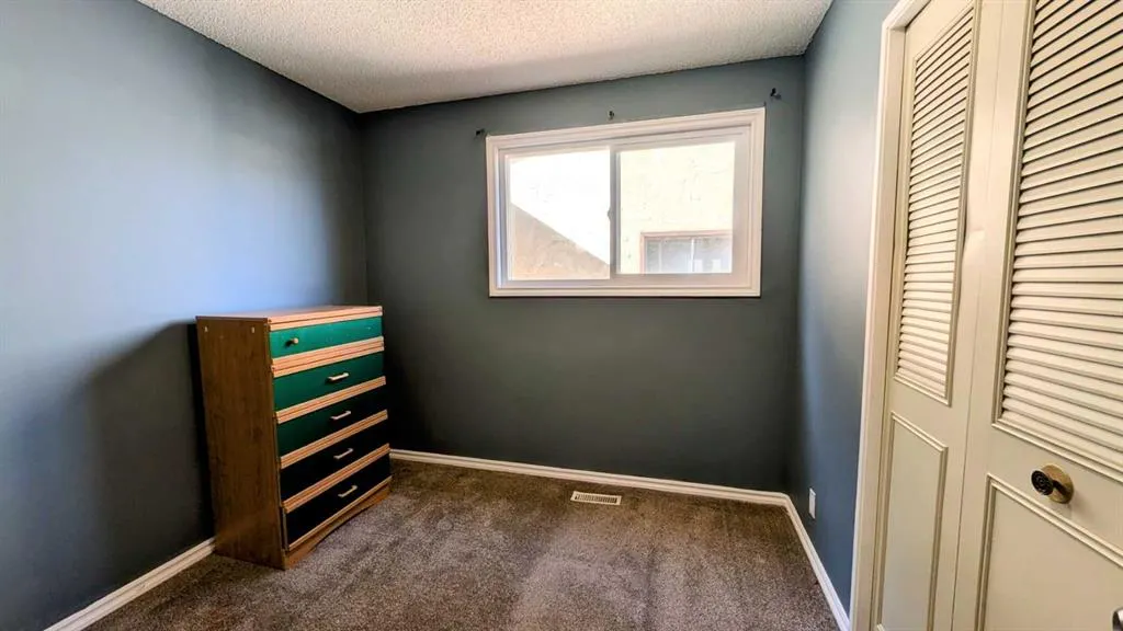 430 Pinehill Road NE