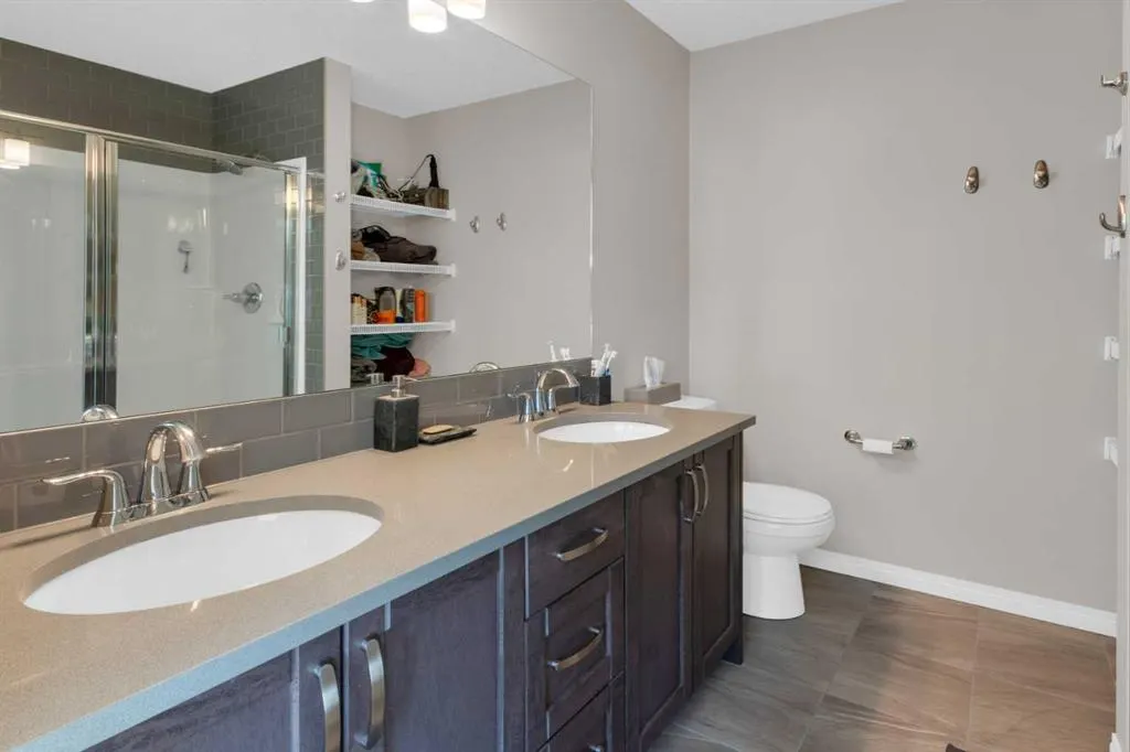 84 Fireside Crescent