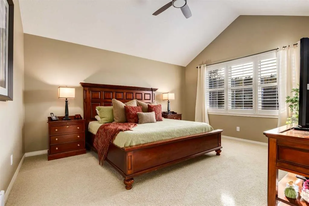 11756 Valley Ridge Boulevard NW