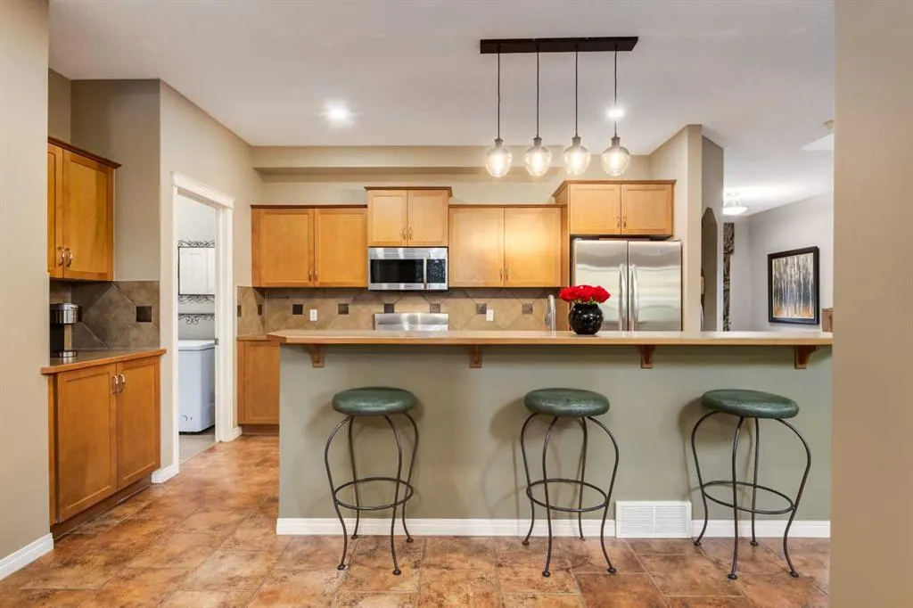 11756 Valley Ridge Boulevard NW