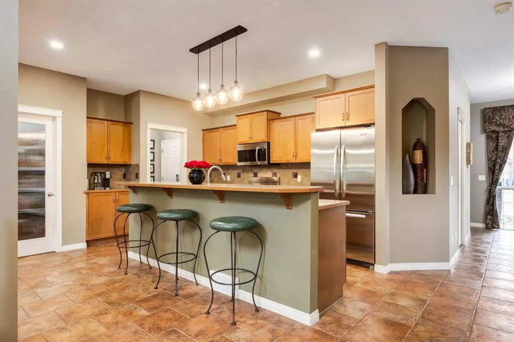 11756 Valley Ridge Boulevard NW