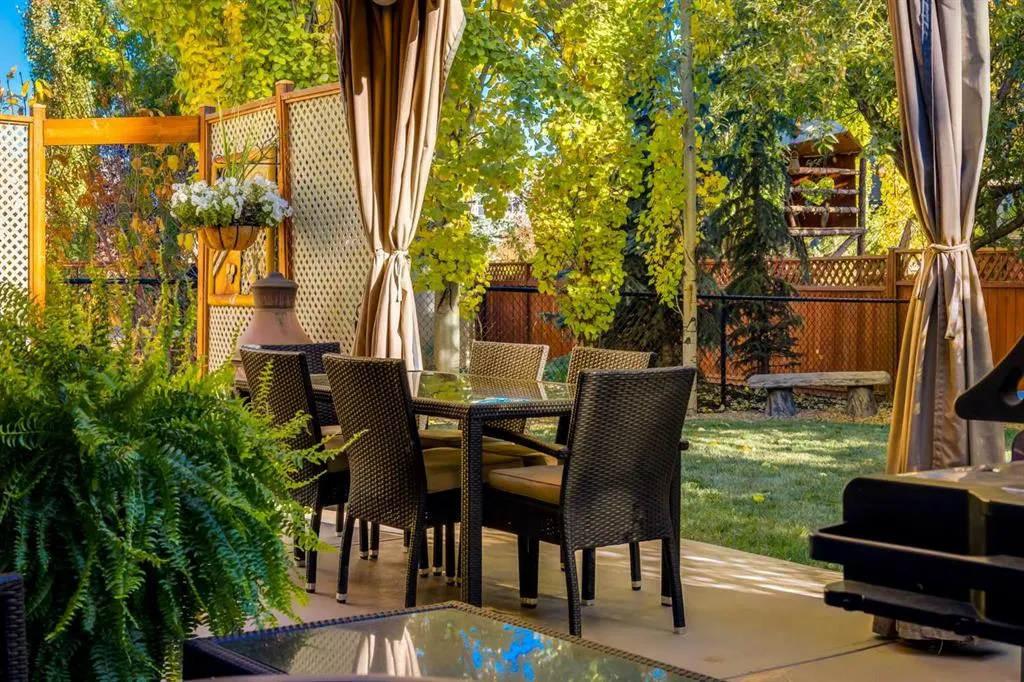 11756 Valley Ridge Boulevard NW