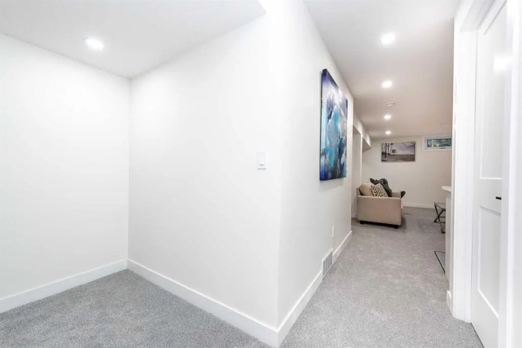 152 Southampthon Drive SW