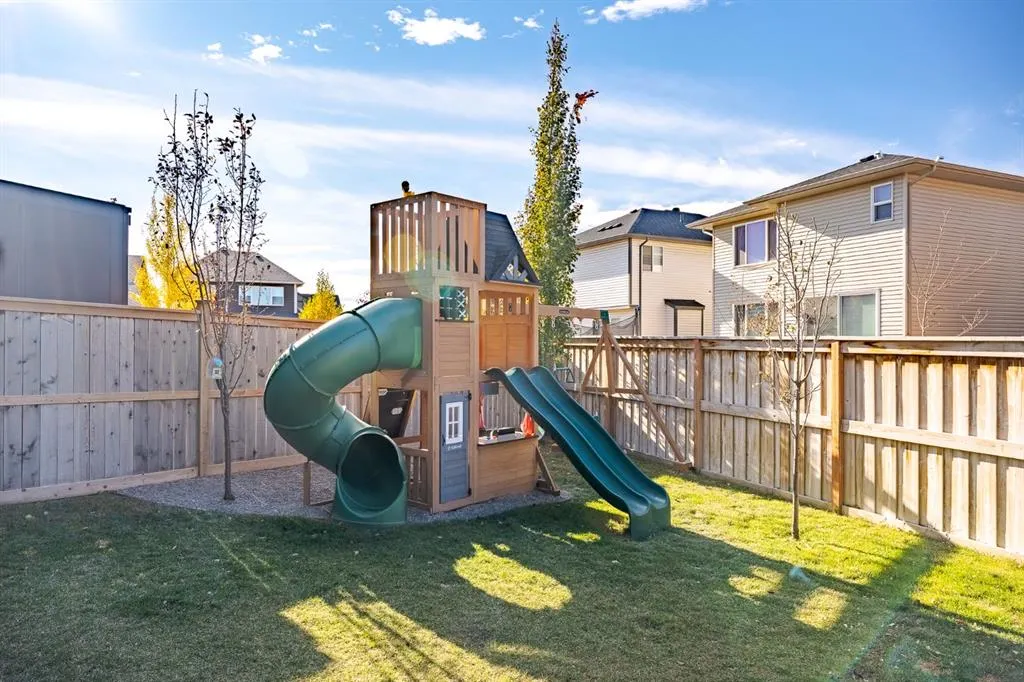 55 Legacy Woods Bay SE