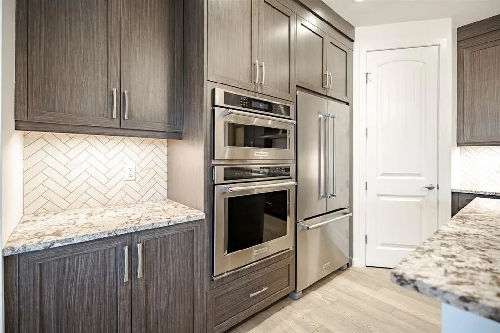 55 Legacy Woods Bay SE