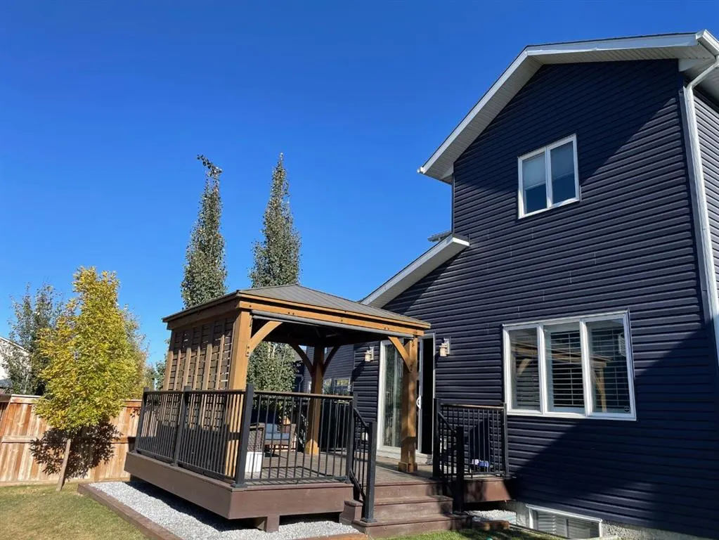 55 Legacy Woods Bay SE
