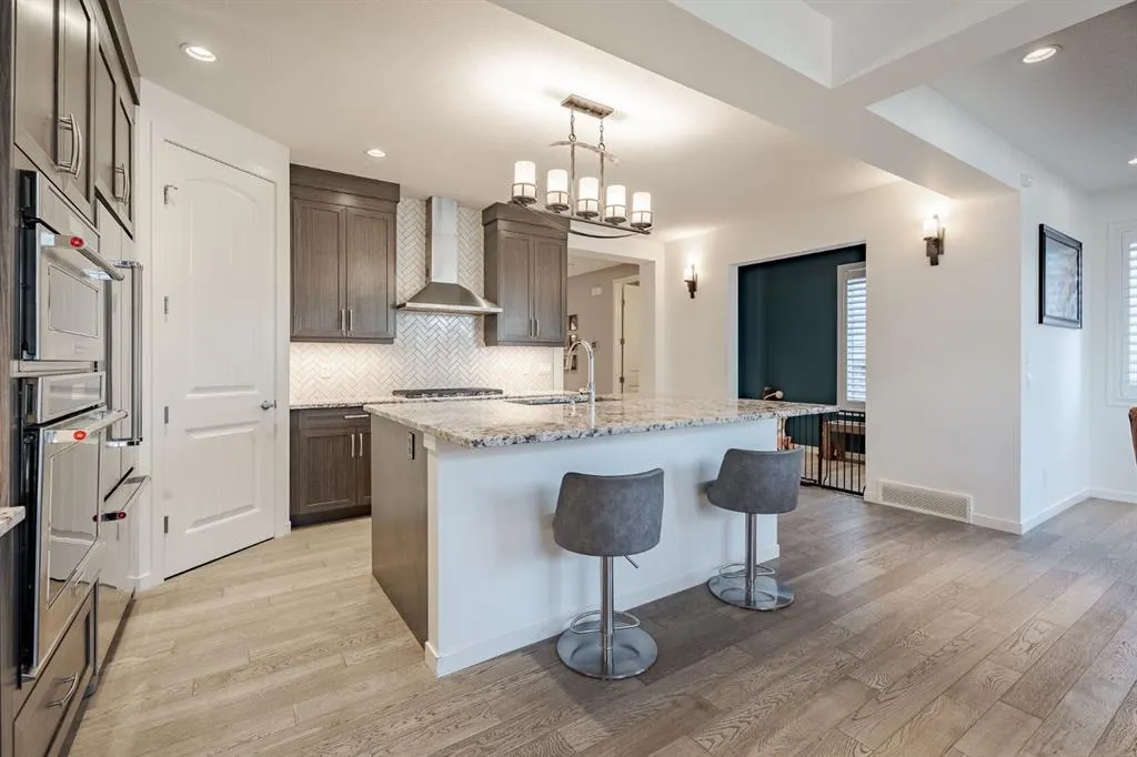 55 Legacy Woods Bay SE