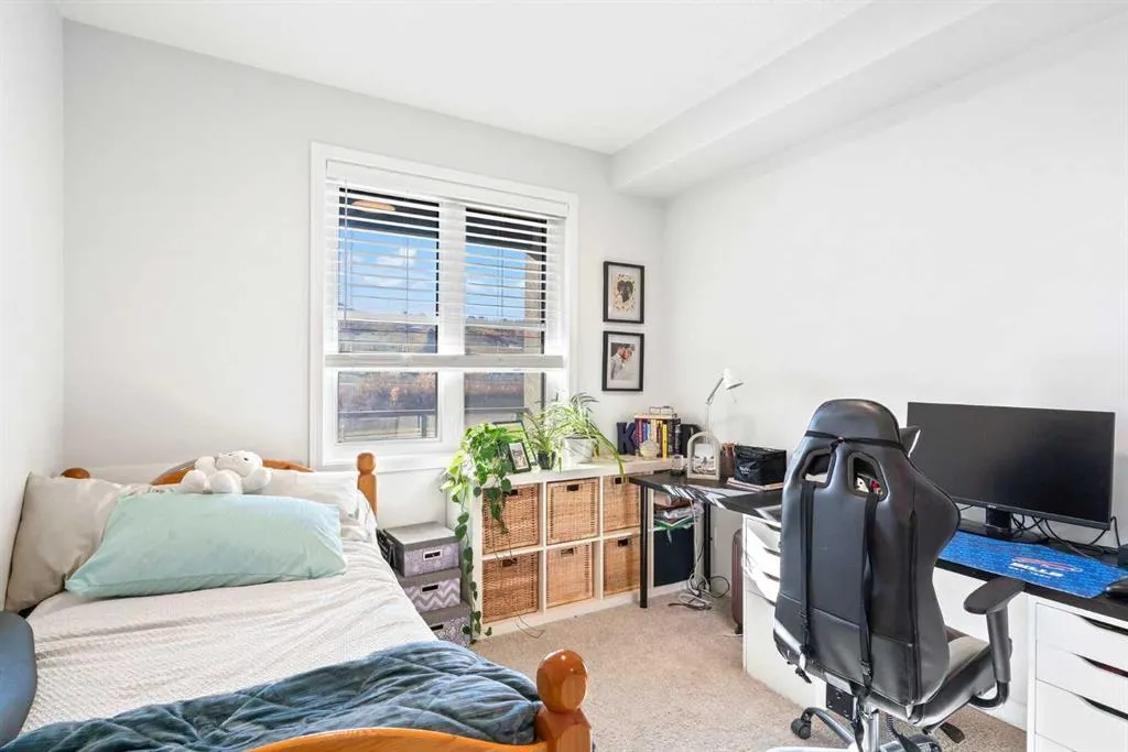 80 Greenbriar Place NW, #2204