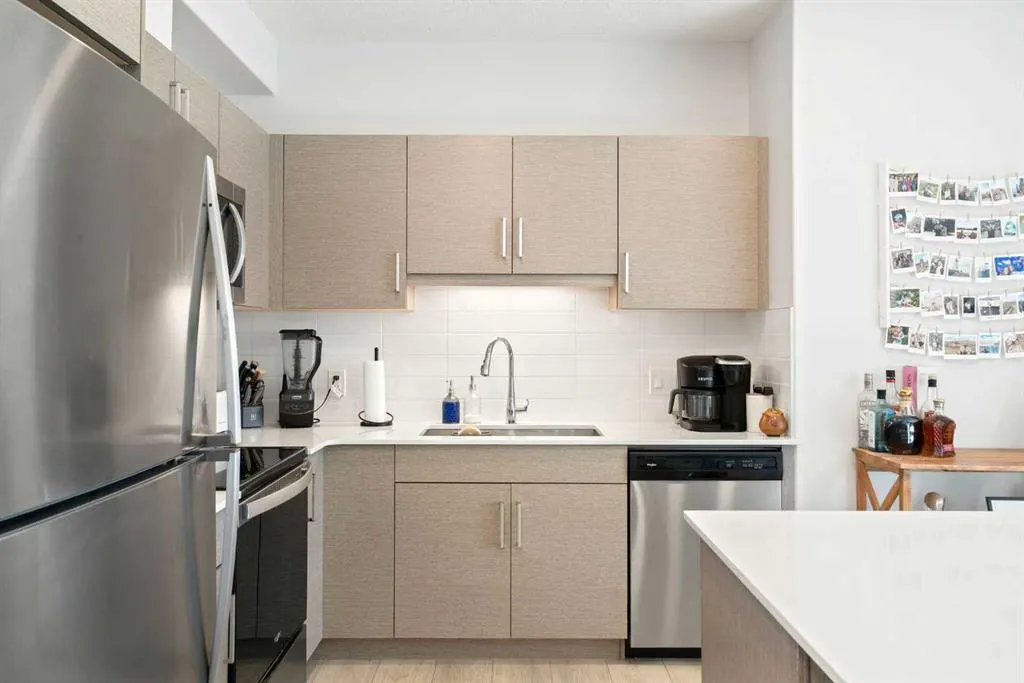 80 Greenbriar Place NW, #2204