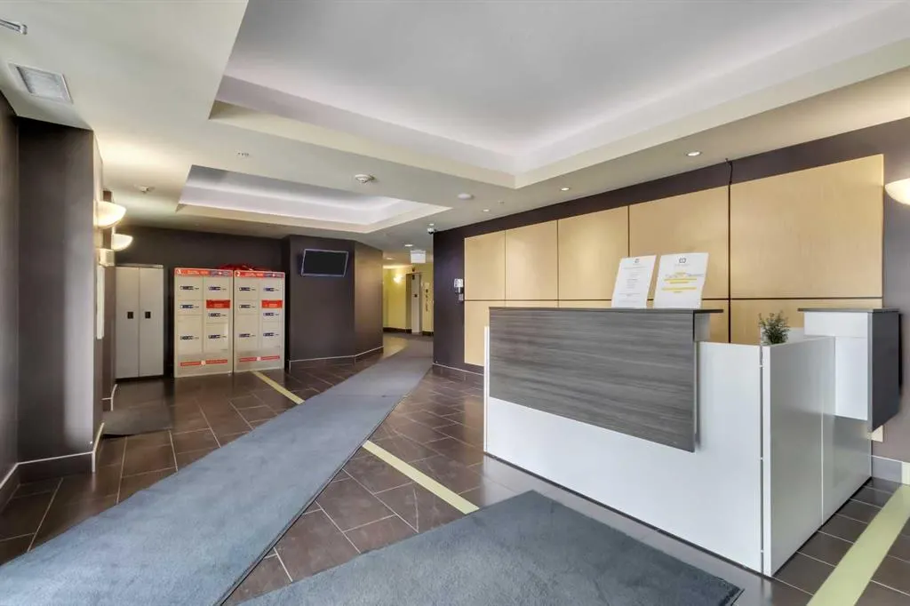 788 12 Avenue SW, #102