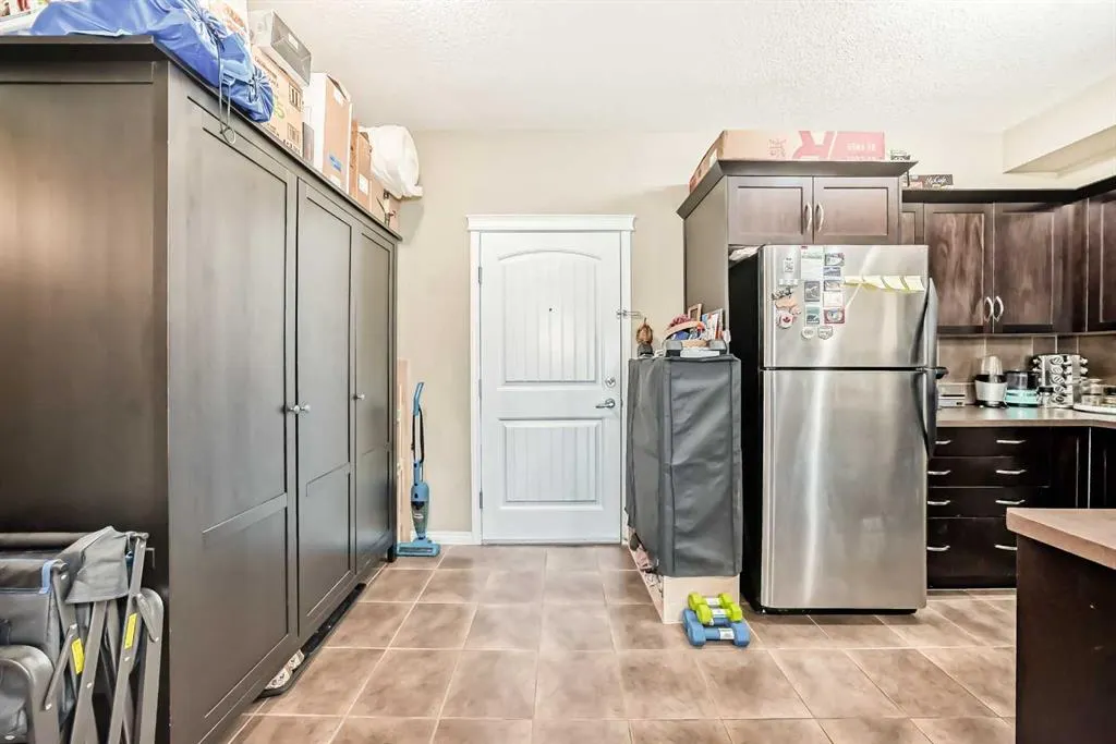 31 Country Village Manor NE, #4404
