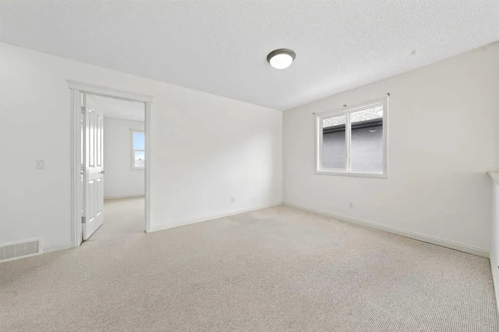 320 Everbrook Way SW