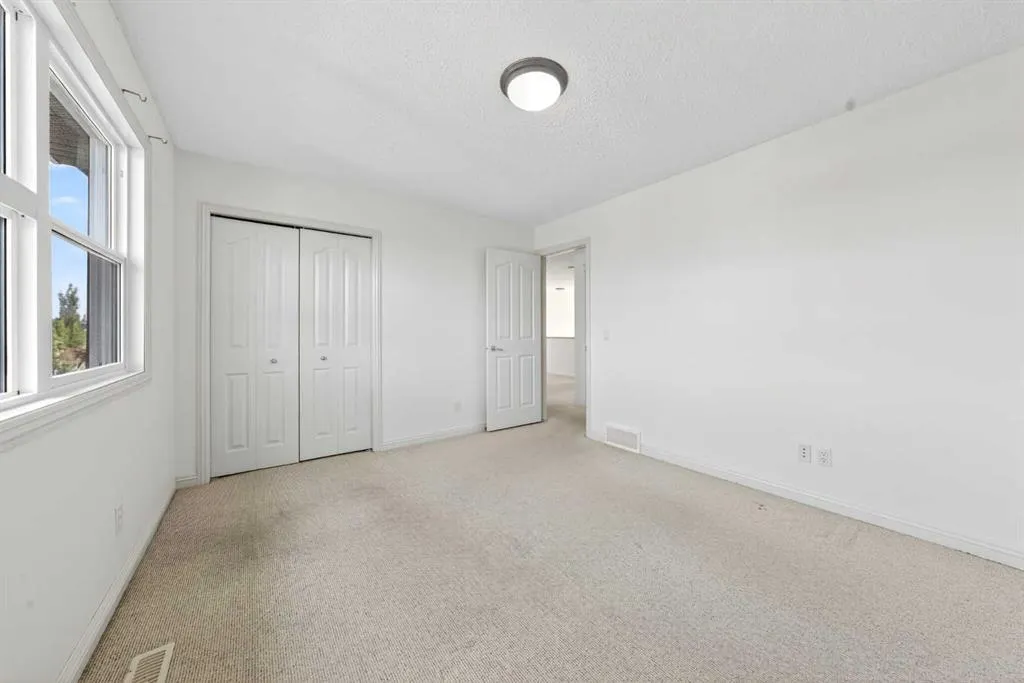320 Everbrook Way SW