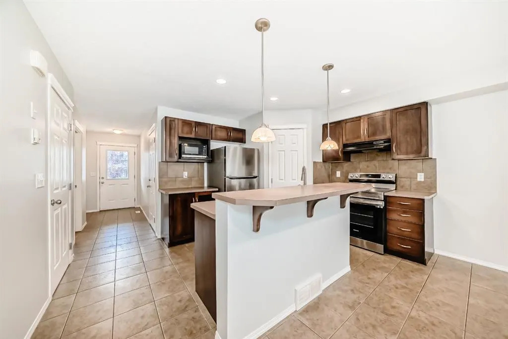 104 Country Village Lane NE
