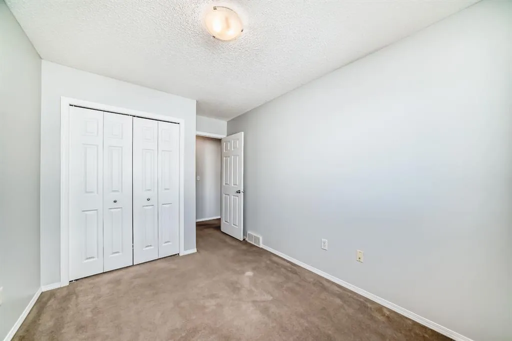 104 Country Village Lane NE