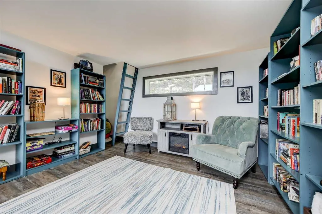 230 Southmore Place