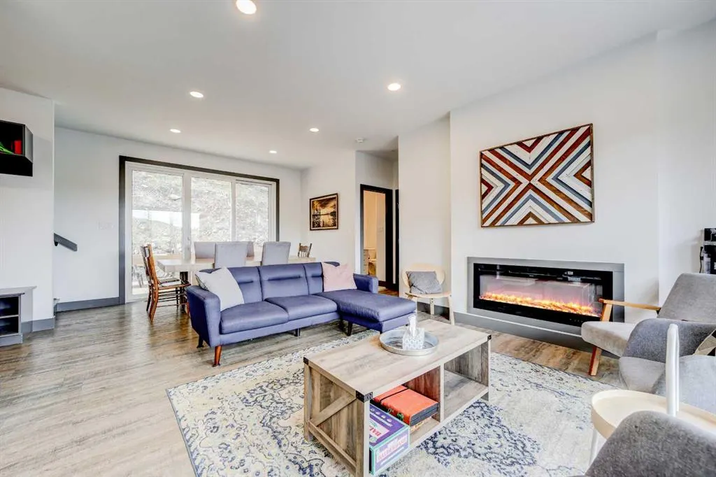 230 Southmore Place