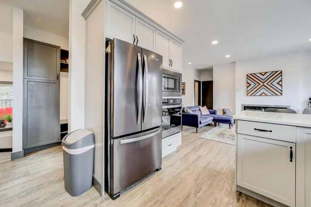 230 Southmore Place