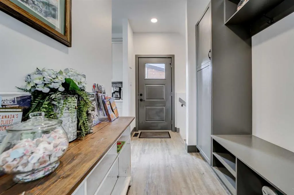 230 Southmore Place