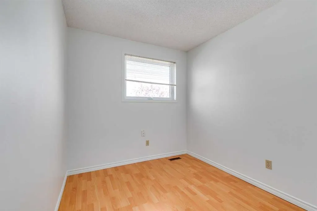 76 Woodstock Road SW