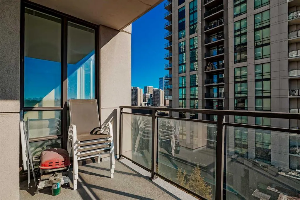 1118 12 Avenue SW, #706