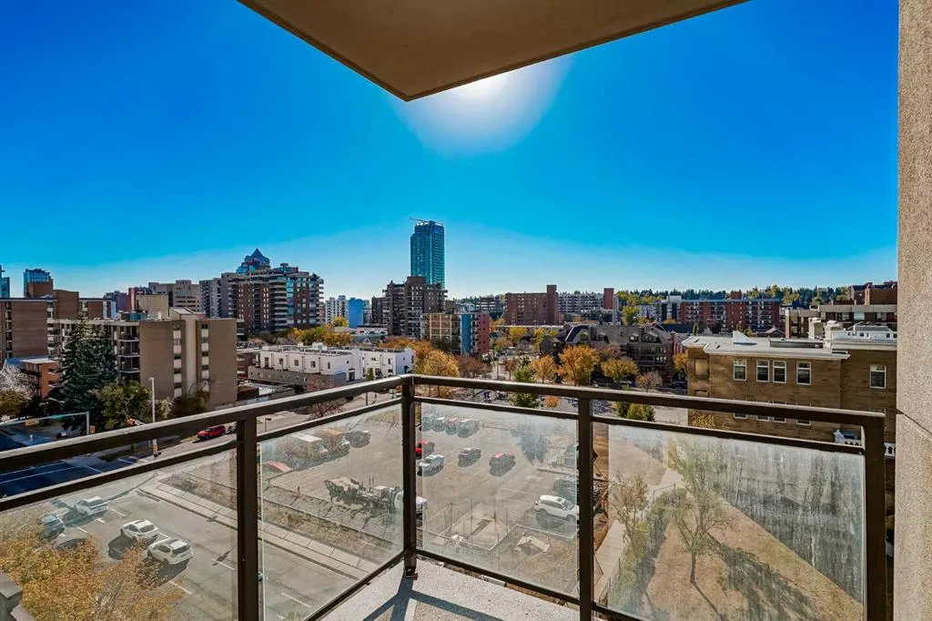 1118 12 Avenue SW, #706