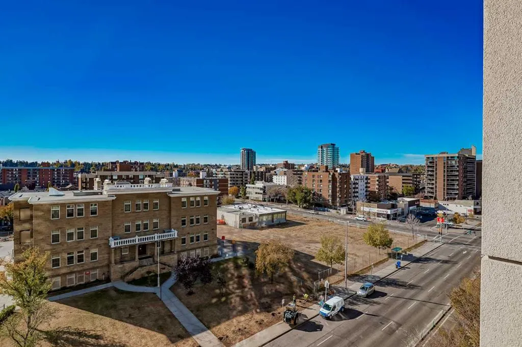 1118 12 Avenue SW, #706