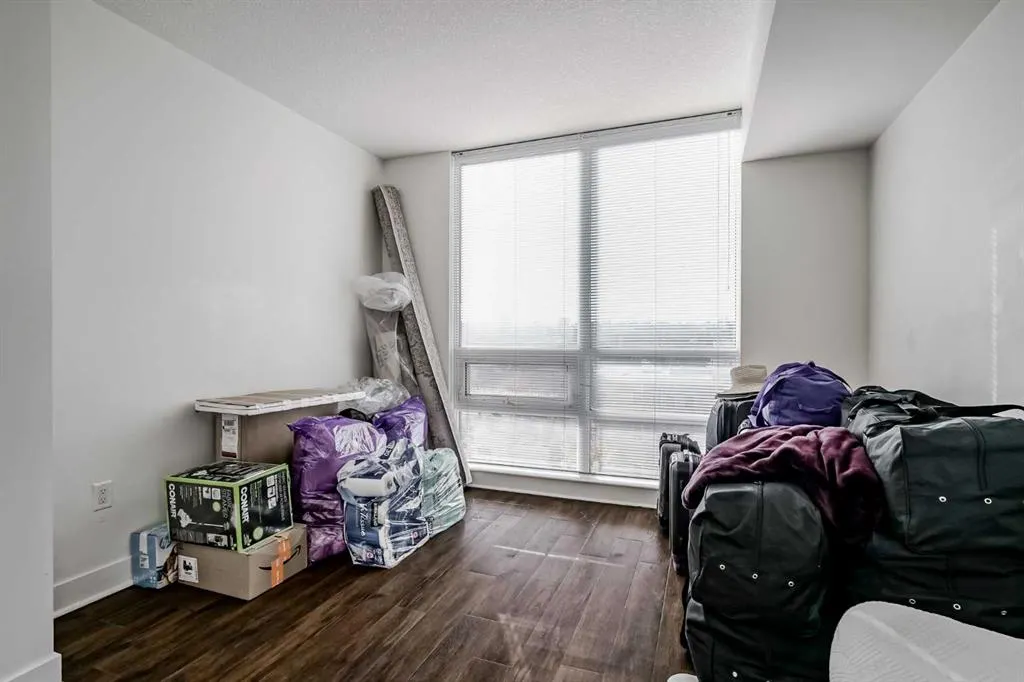 1118 12 Avenue SW, #706