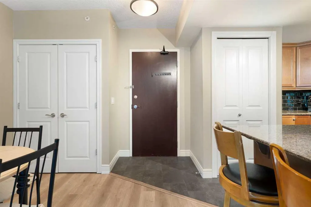 920 5 Avenue SW, #1806