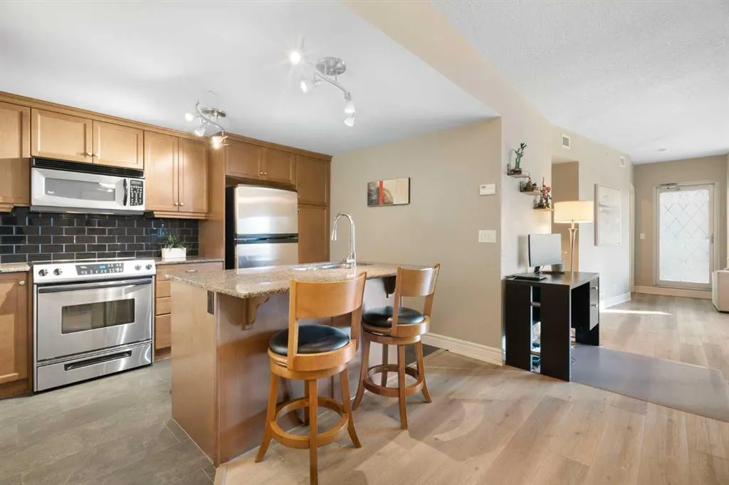 920 5 Avenue SW, #1806