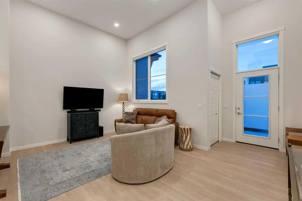 474 SETON Circle SE, #605