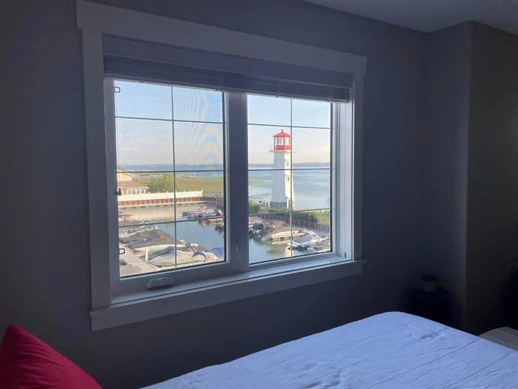 5210 Lakeshore Drive, #124