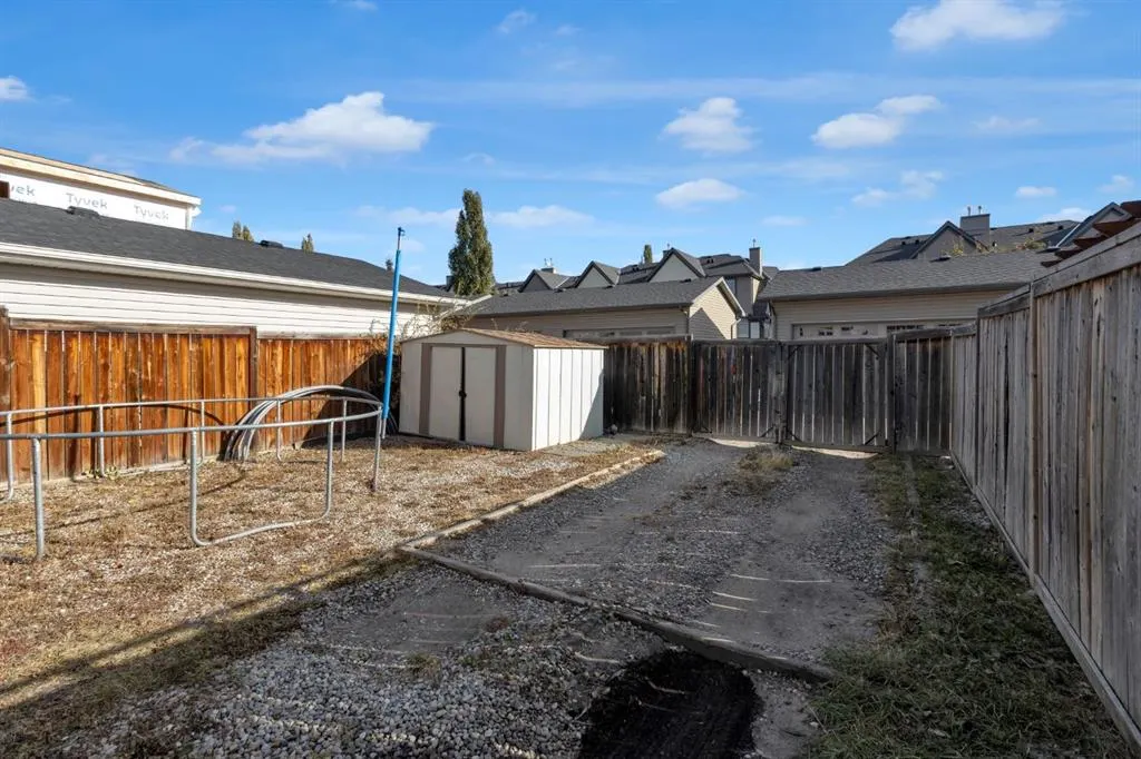 186 Everglen Rise SW