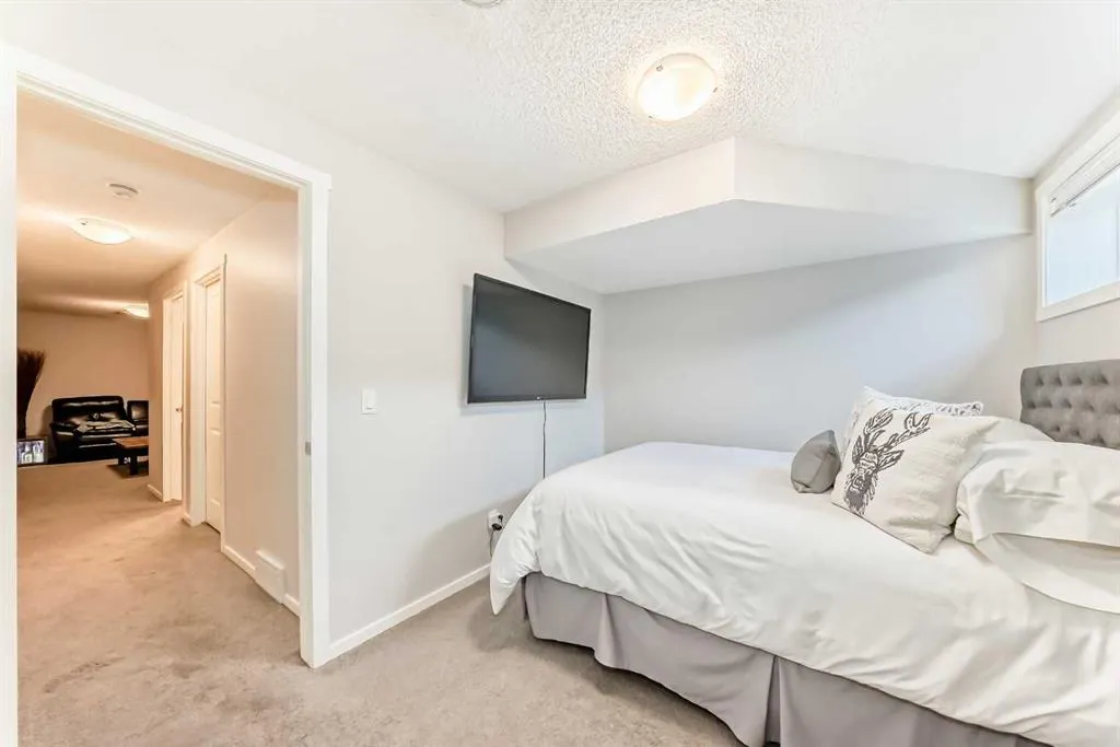 24 Legacy Main Street SE