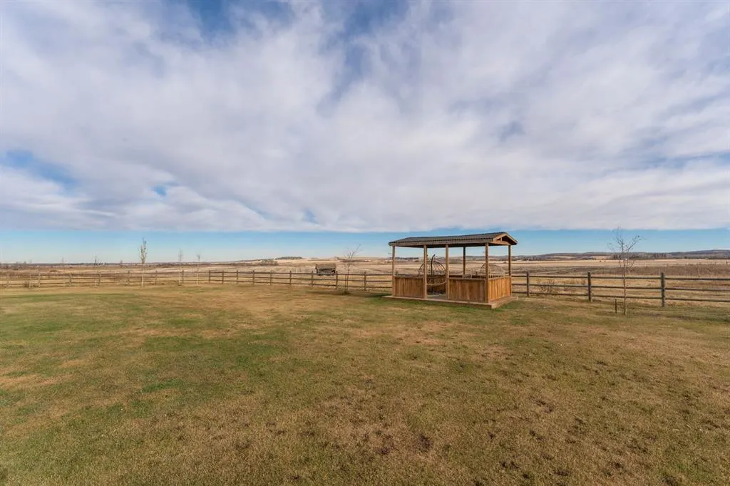 26474 Township Rd 372